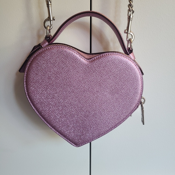Coach Heart Cross Body NWT purse in metallic Lilac - Picture 4 of 4